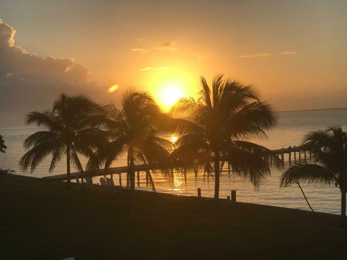 Tilt-Ta-Dock Resort Belize Corozal Exterior foto